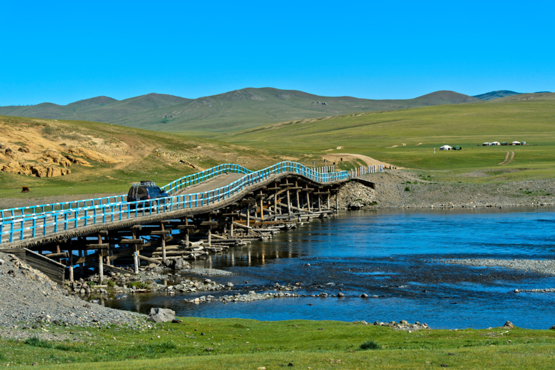 Khurgan and Khoton Lakes Bridge, Mongolia | Alamy Stock Photo by Guenter Fischer/imageBROKER.com GmbH & Co. KG
