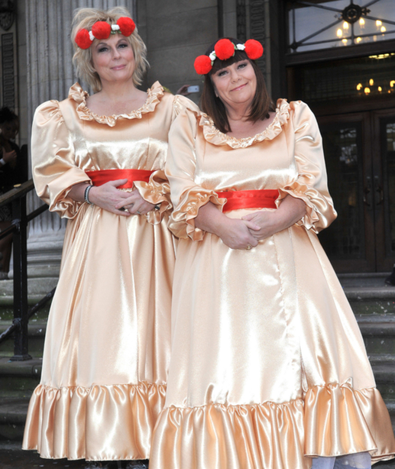 The Barmaid Bridesmaids | Alamy Stock Photo by WENN Rights Ltd
