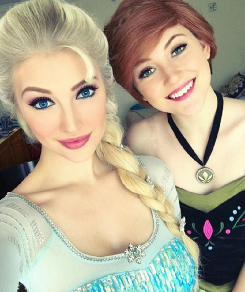 Elsa and Anna | Instagram/@annafaith