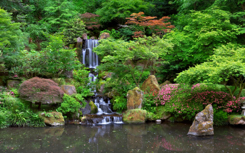 Portland Japanese Garden | zschnepf/Shutterstock