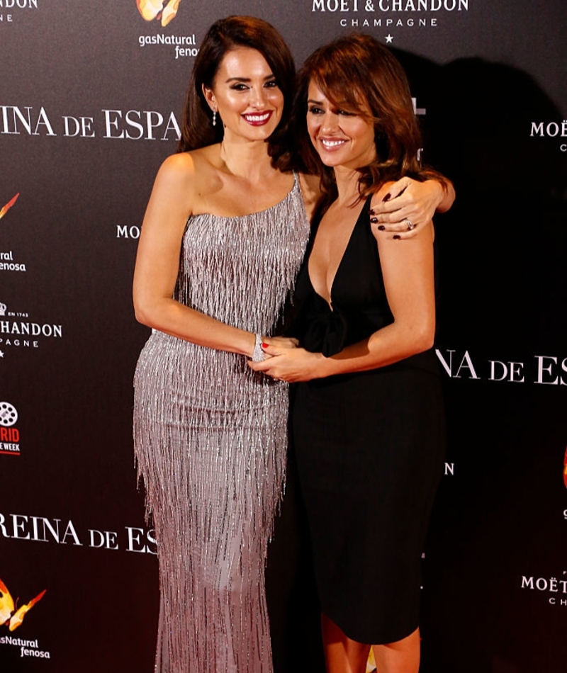 Penelope Cruz With Her Sister Monica | Getty Images Photo by Europa Press