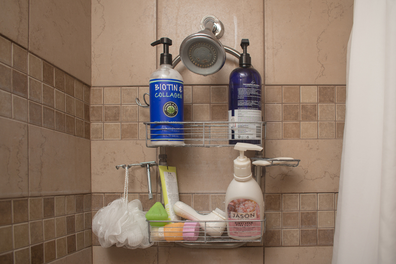 Turn a Spice Rack Organizer into a Bathroom Buddy | Shutterstock