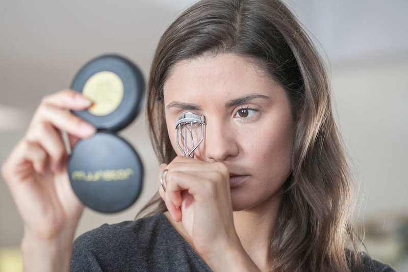 Do Not Use an Eyelash Curler on Wet Eyelashes | Getty Images Photo by Amanda Cases/WireImage
