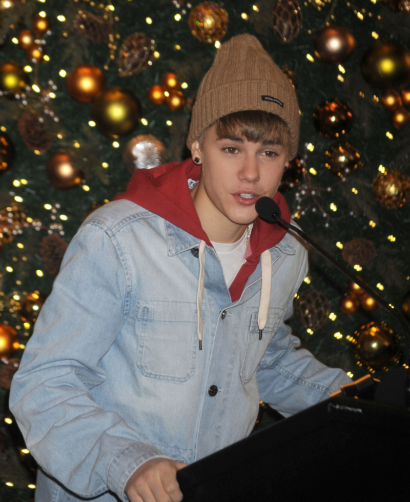 “Mistletoe” by Justin Bieber | Alamy Stock Photo