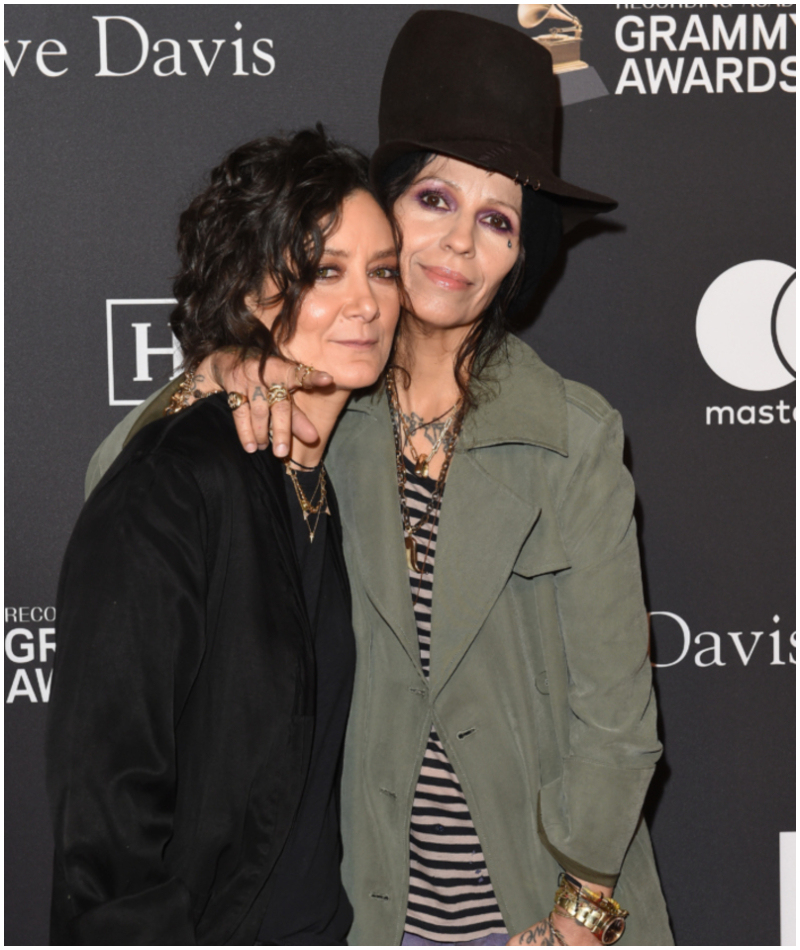 Linda Perry y Sara Gilbert | Getty Images Photo by Axelle/Bauer-Griffin/FilmMagic