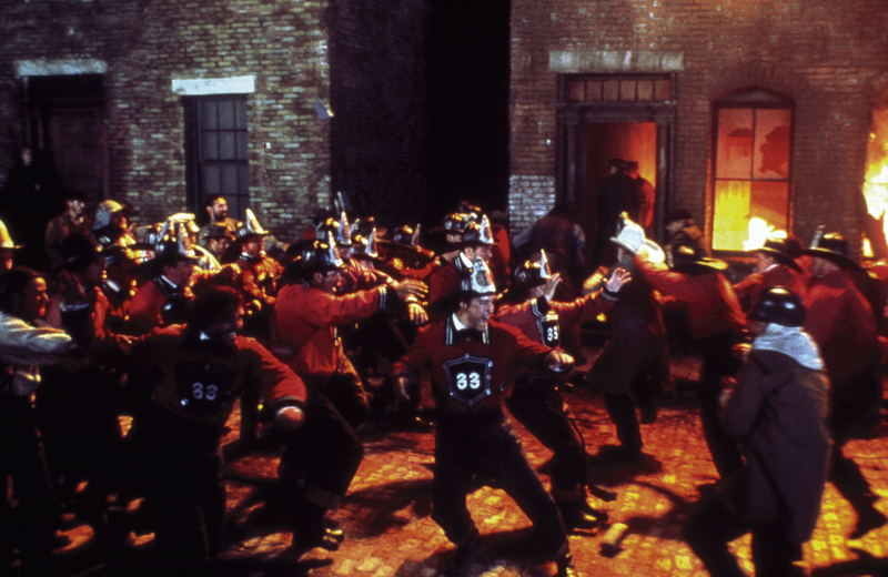 Gangs of New York: Ungenaue Uniformen für Feuerwehrleute | MovieStillsDB