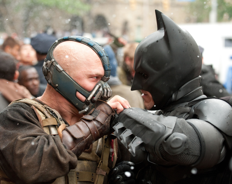 Batman y Bane llegan a los puños | Alamy Stock Photo