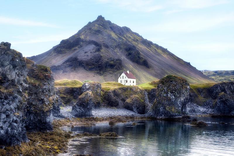 Most of Iceland Is Uninhabited | Alamy Stock Photo by Joana Kruse 