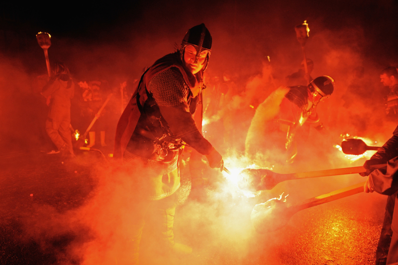 Los vikingos tenían una forma extraña de prender fuego | Getty Images Photo by Jeff J Mitchell