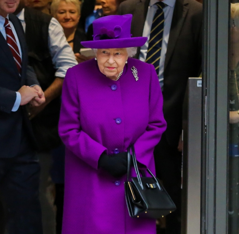 The Queen Only Wore Bright Colors | Alamy Stock Photo by SOPA Images Limited 