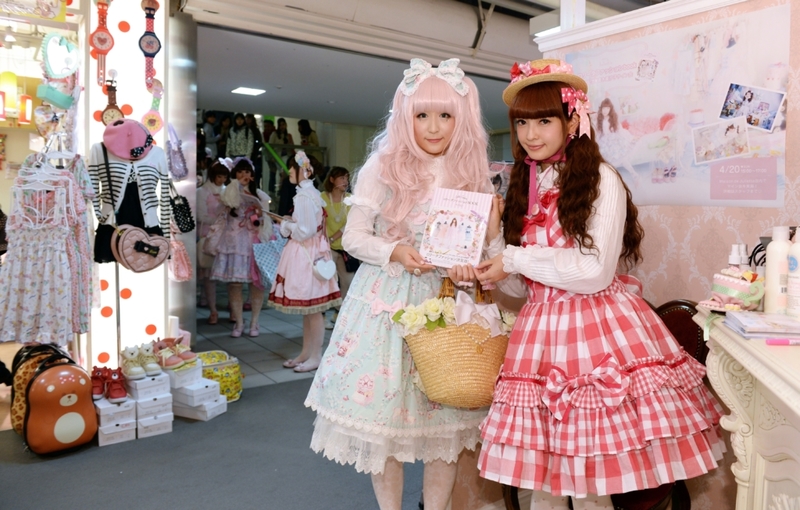 Amantes del estilo Lolita | Getty Images Photo by TOSHIFUMI KITAMURA