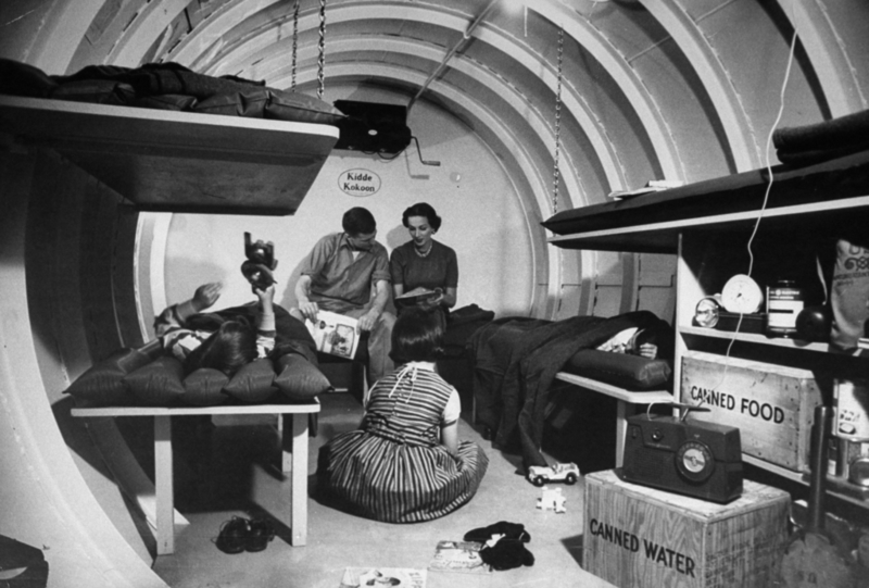 Do-it-yourself Atomschutzbunker | Getty Images Photo by Walter Sanders/The LIFE Picture Collection 