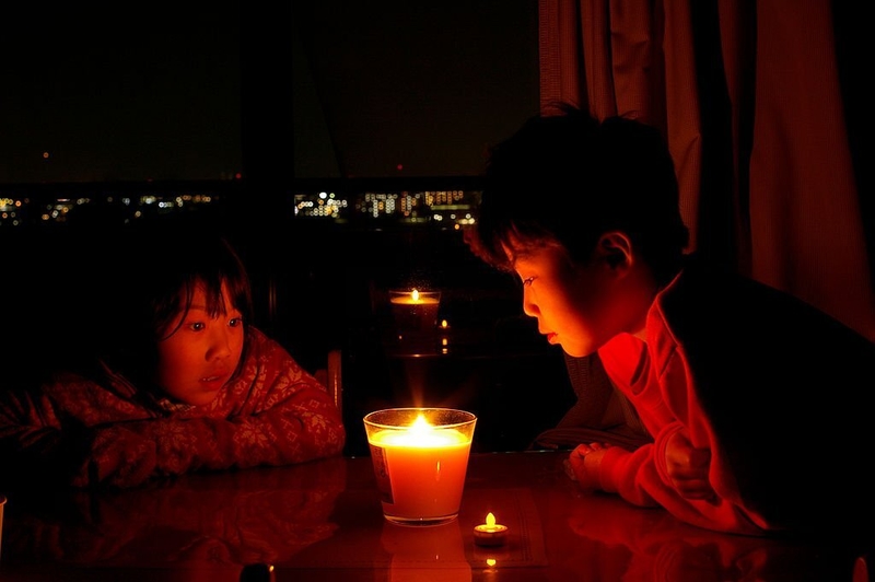 The All-Important Candle | Getty Images Photo by Akiko Aoki